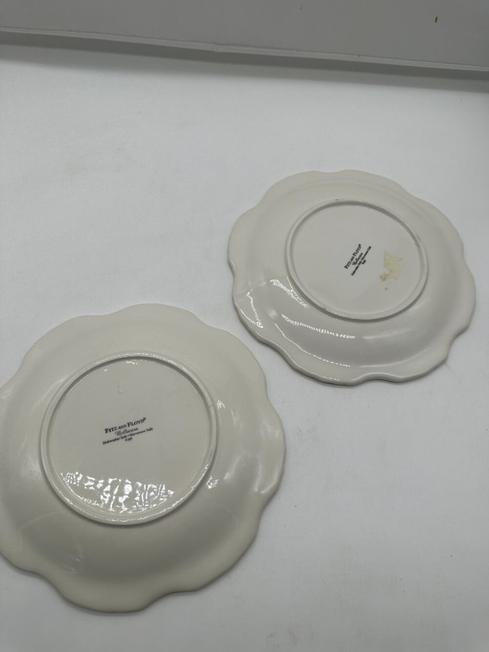 EUC Fitz and Floyd Bellacara Salad Plates Yellow Goldenrod 8 3/8" Set of 2 - Picture 3 of 4